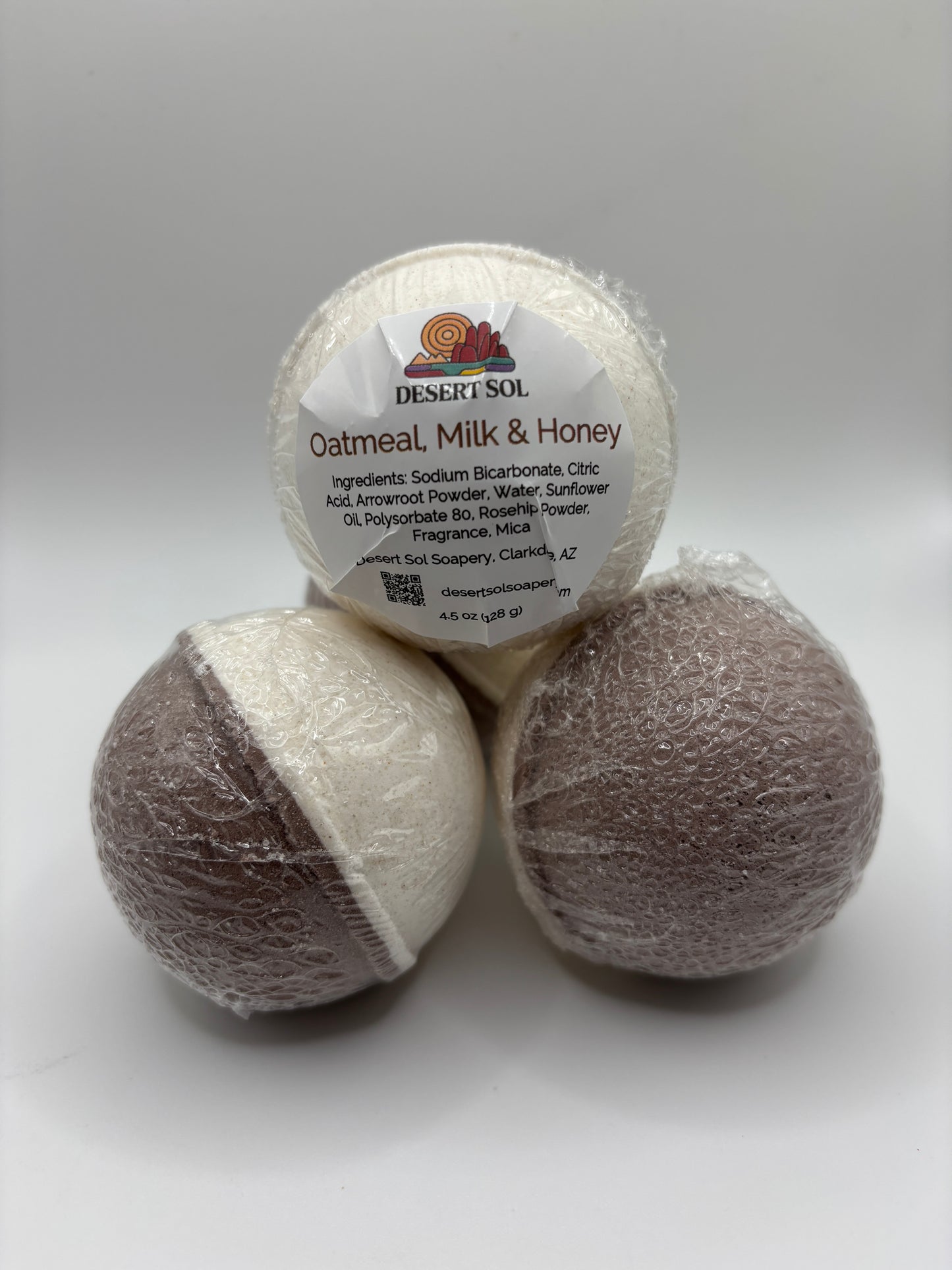Oatmeal, Milk & Honey Bomb 4.5 oz Round